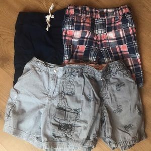3/$20 Lot of 4 Pair of Boys Shorts 2T